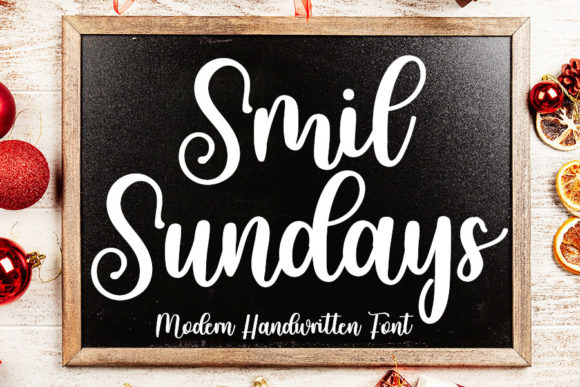 Smile Sundays: A Delicate Script Font for Crafters